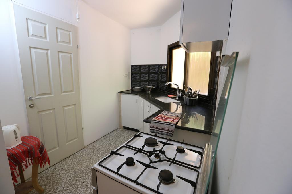 Lesanel - Guest House อารัด ภายนอก รูปภาพ